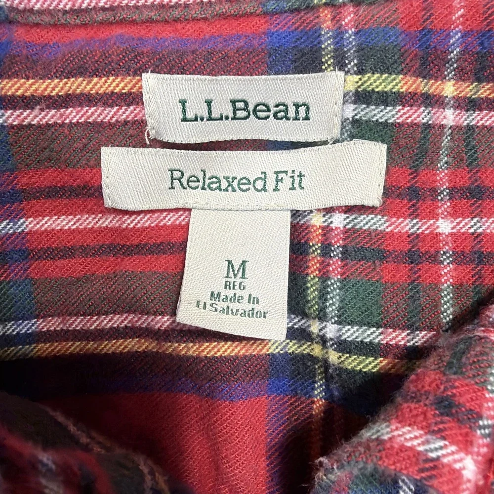 L.L. Bean Womens Med Plaid Flannel Shirt Relaxed Fit Cabincore Outdoor Button Up - Picture 3 of 7